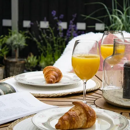 Flussblick Am Toepferberg 2 * Bad Schwartau